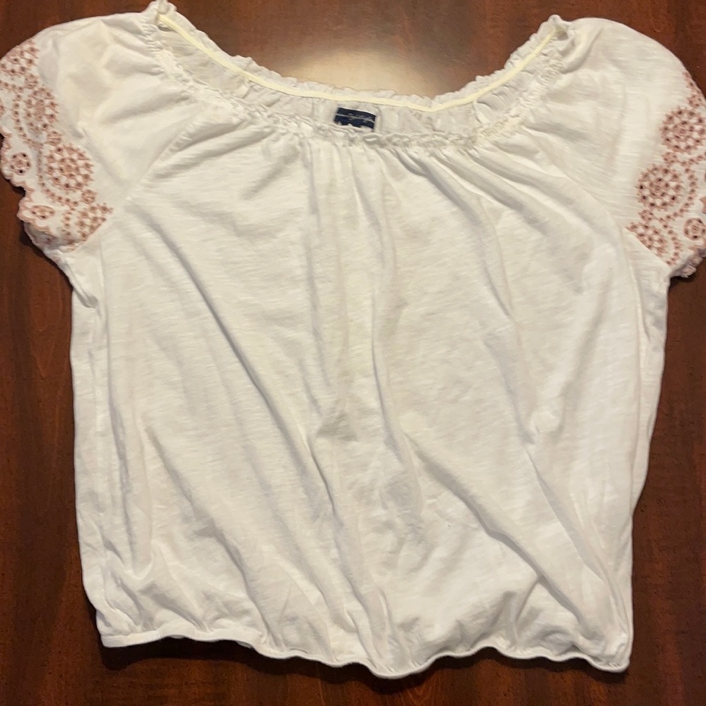 American Eagle White size L ladies top
